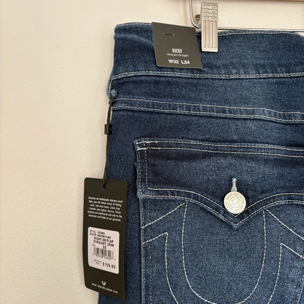 True Religion || Ricky Straight Jeans Flap Pocket in Medium Flake Blue 32x34 NWT